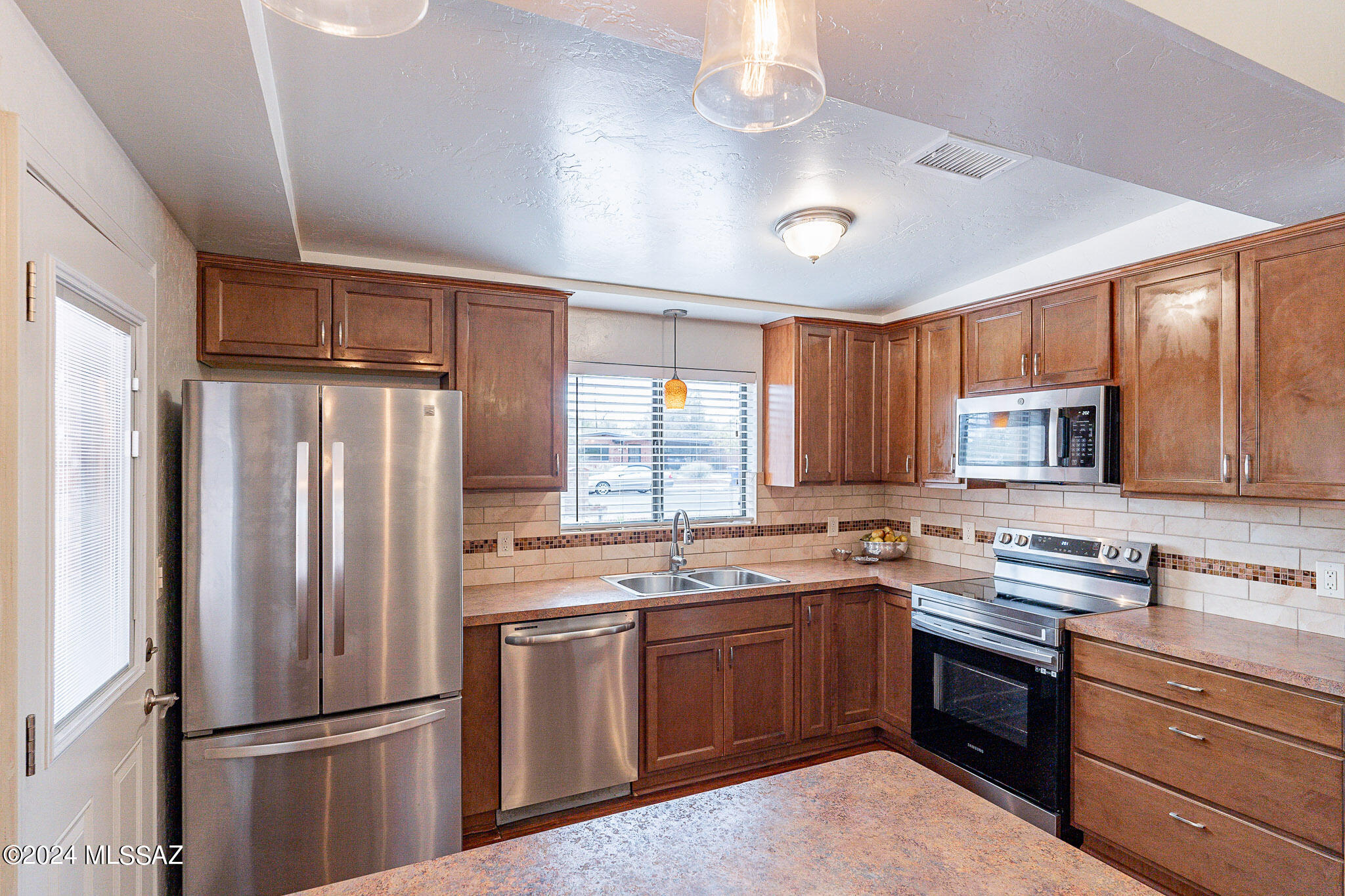 Campbell Ave. Acres - Residential