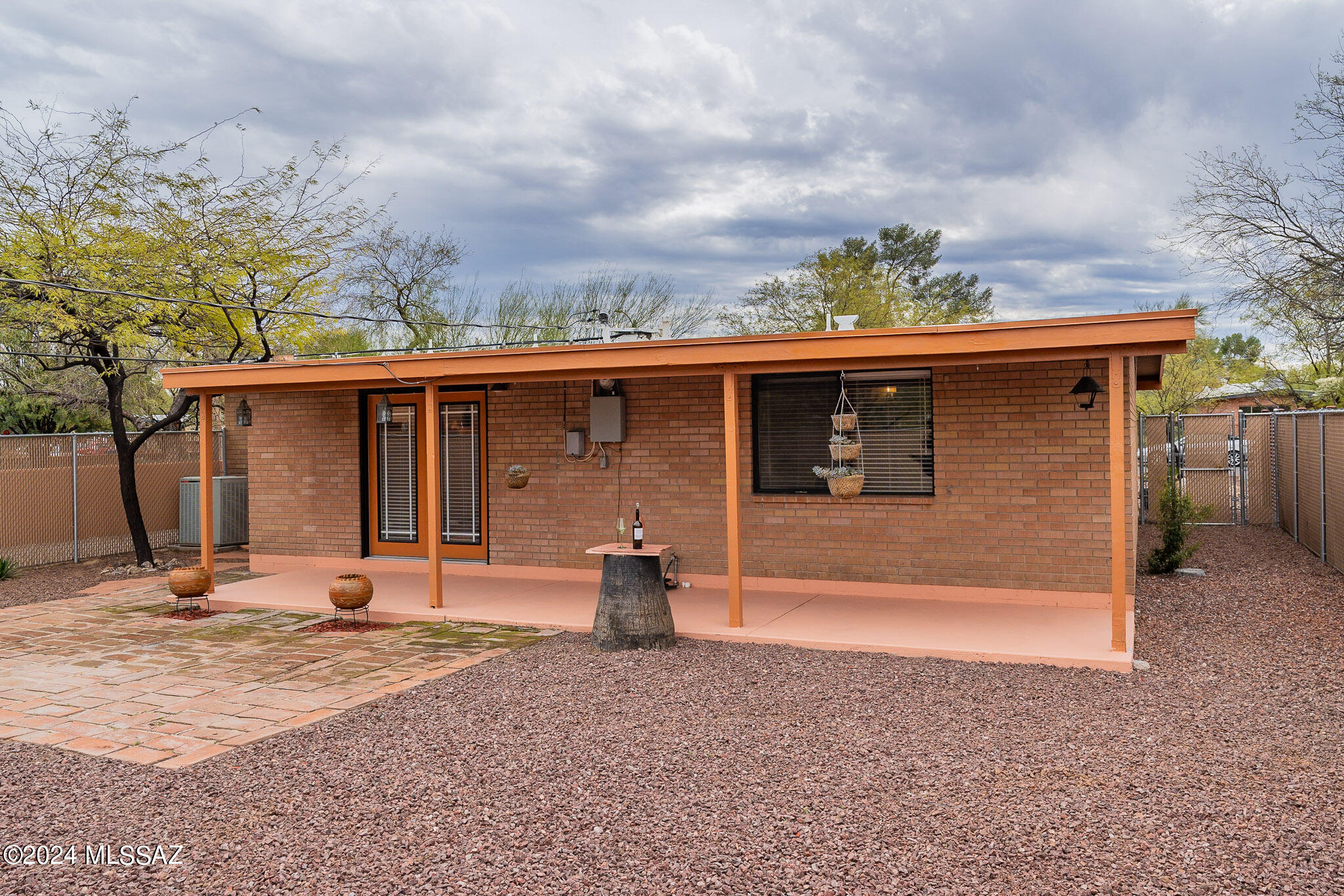 Campbell Ave. Acres - Residential