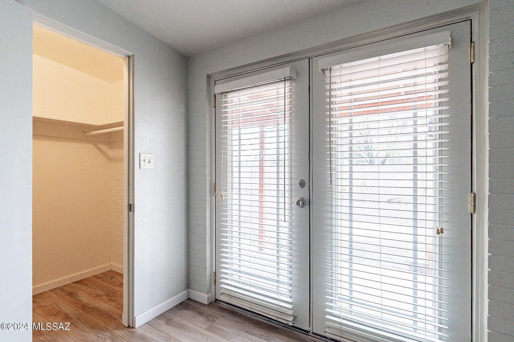 Campbell Ave. Acres - Residential