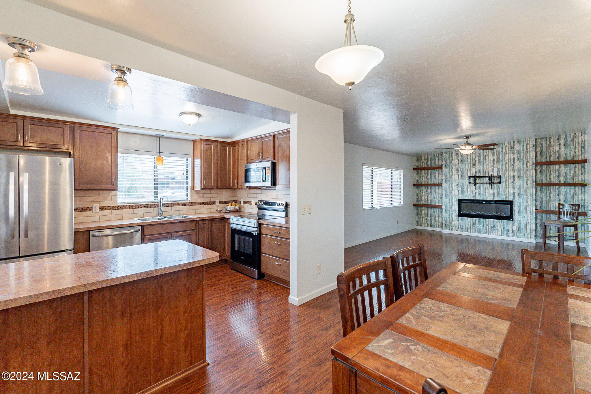Campbell Ave. Acres - Residential