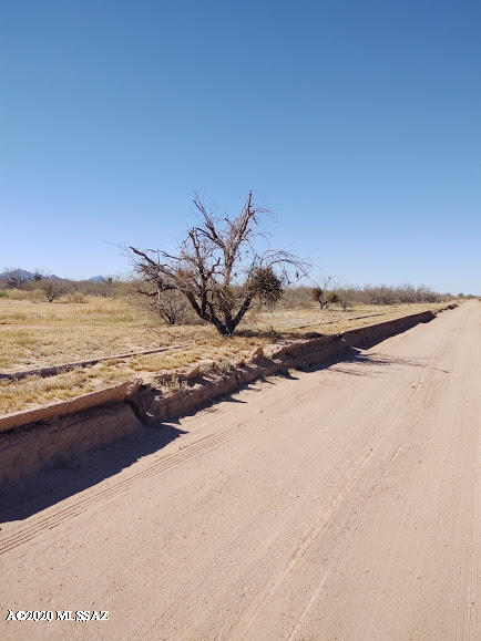 This flat and level lot is perfect for your desert hideaway, views for miles and a well maintained road give easy access to 8.5 acres!!

 Create your perfect desert hacienda....