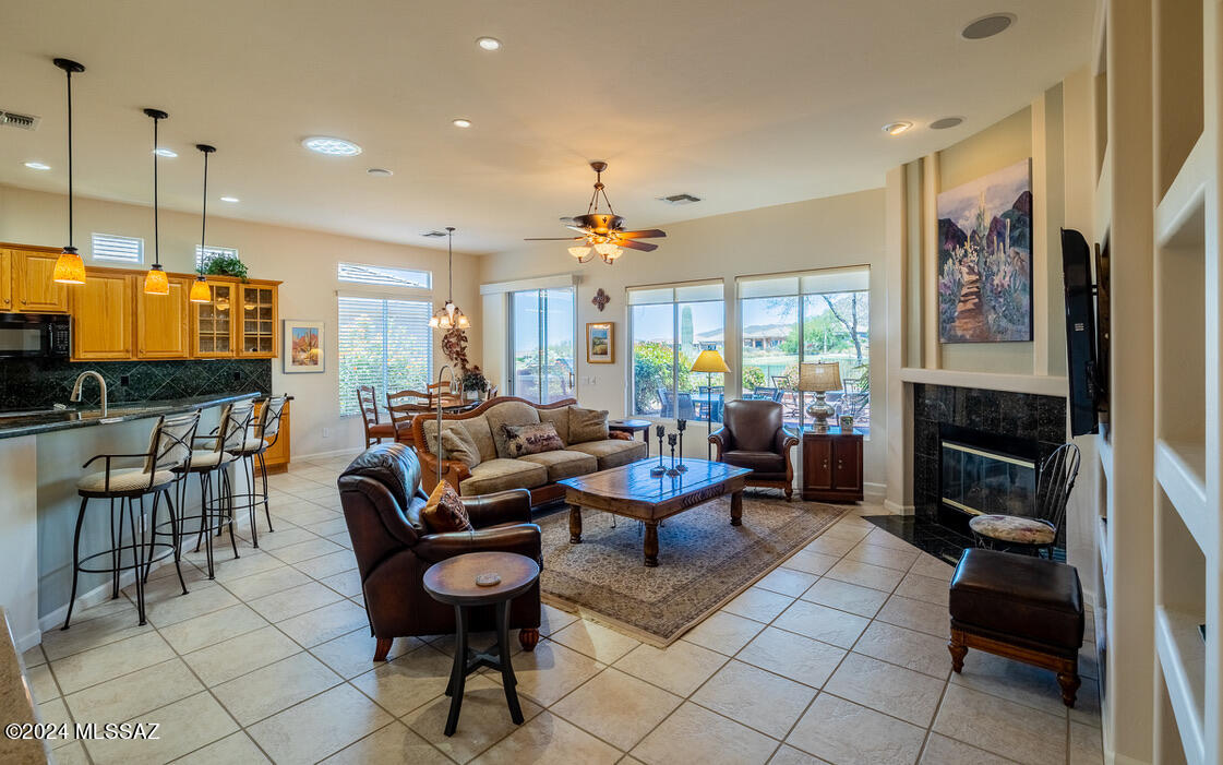 Heritage Highlands IV at Dove Mountain (720-844) - Residential