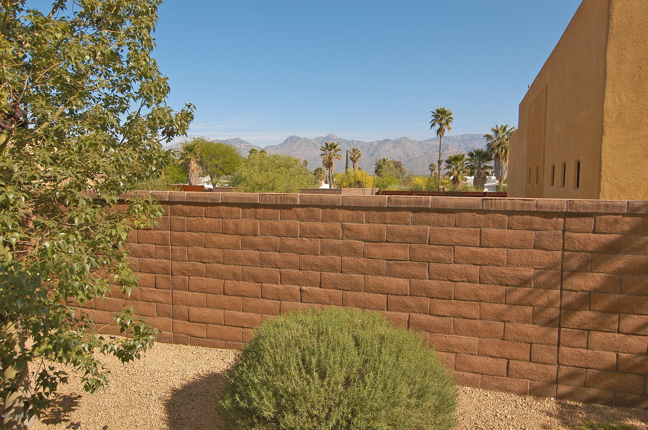 Oasis Harrison - Residential