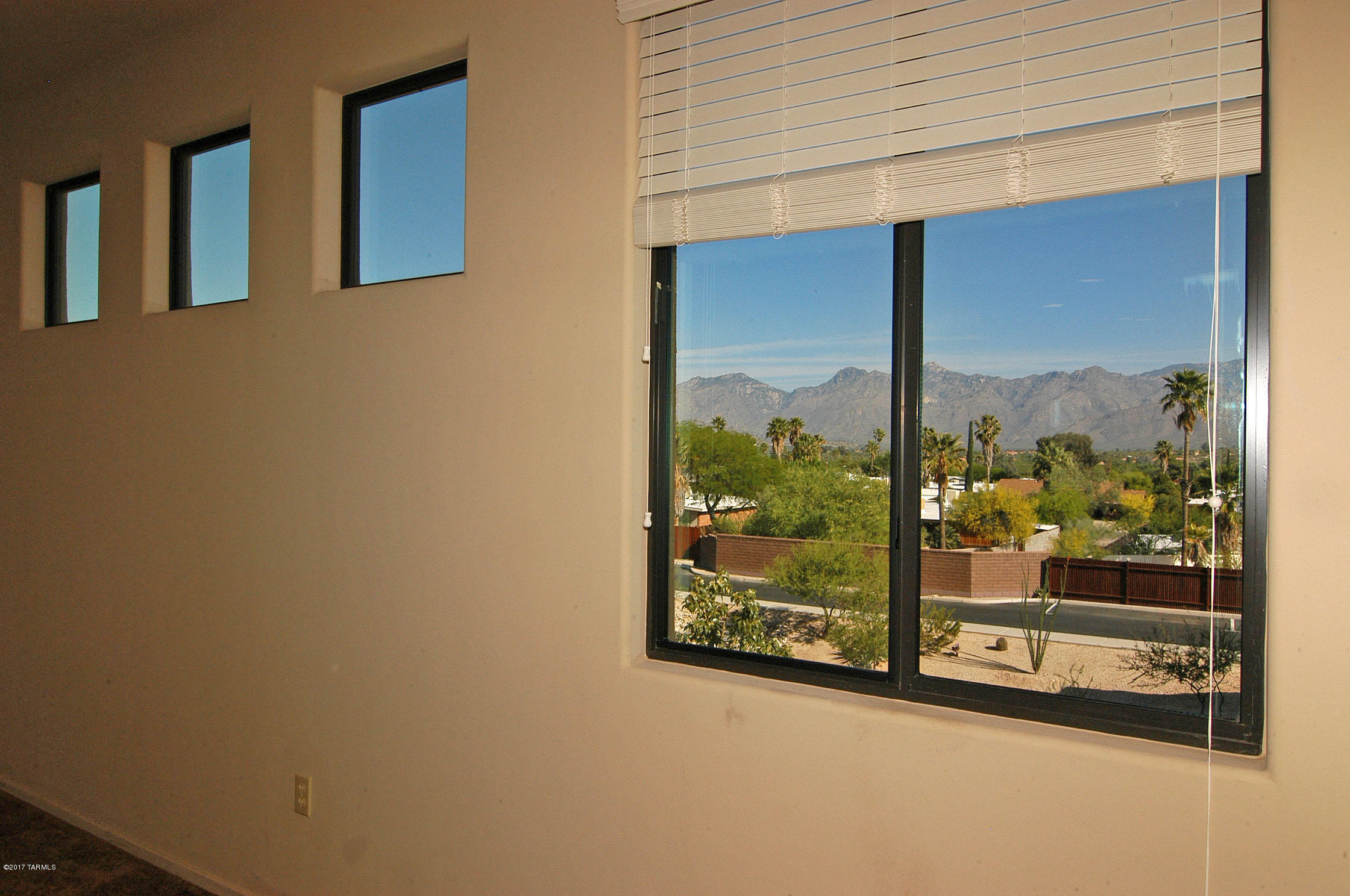 Oasis Harrison - Residential