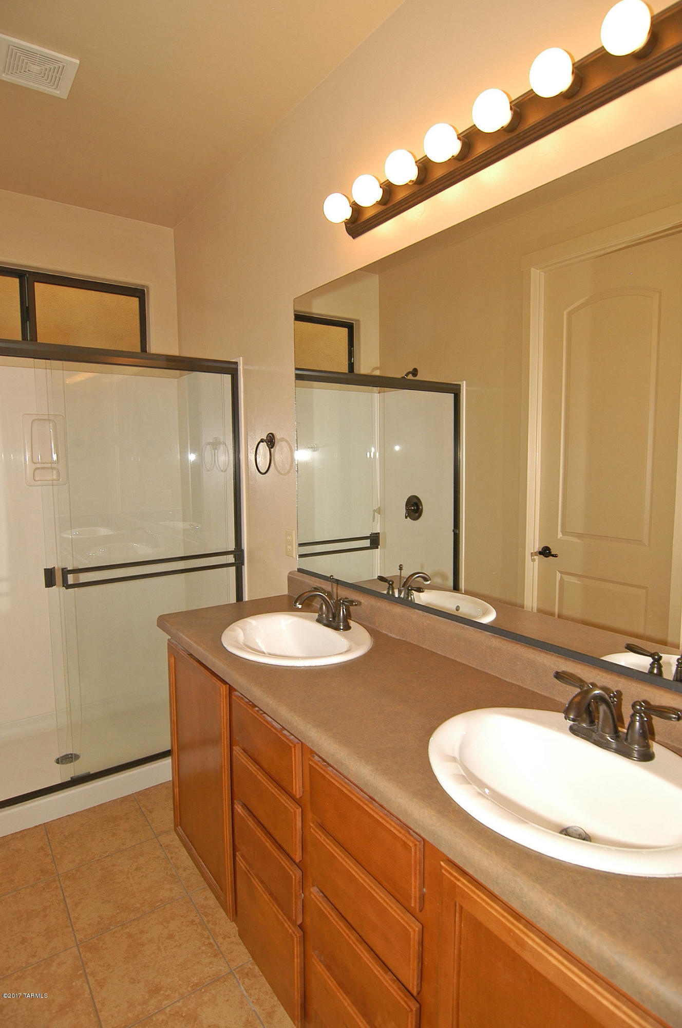 Oasis Harrison - Residential