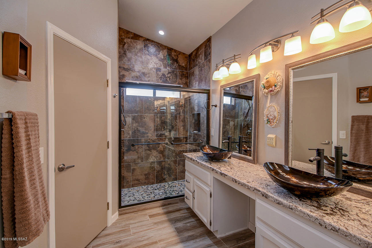 Saddlebrooke - Residential