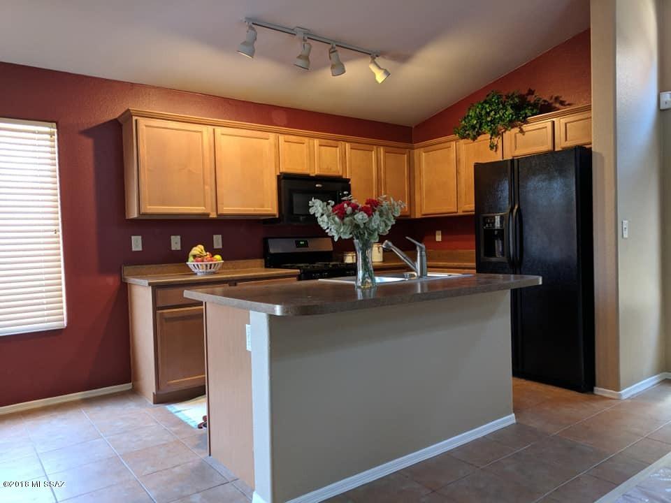 Tres Pueblos - Residential