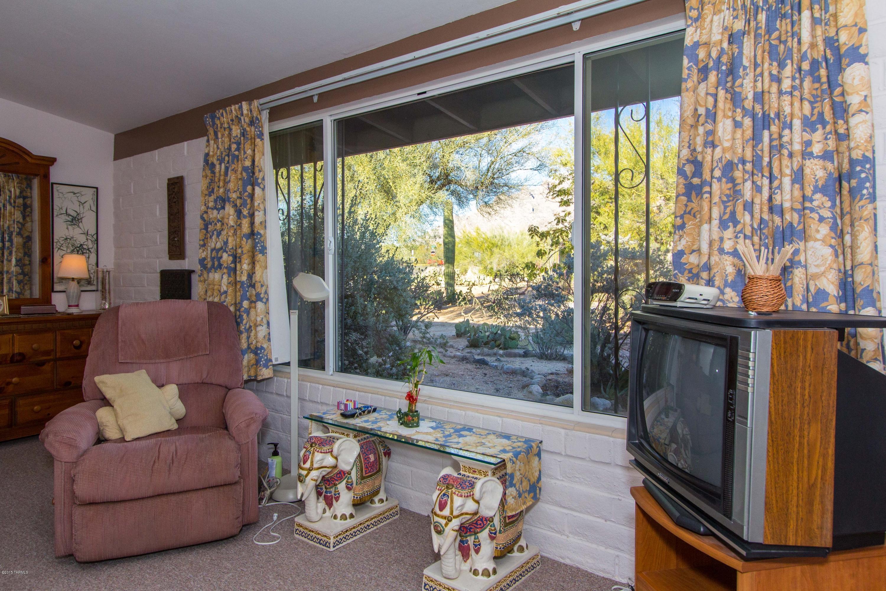 Casas Adobes Estates NO. 3-A - Residential