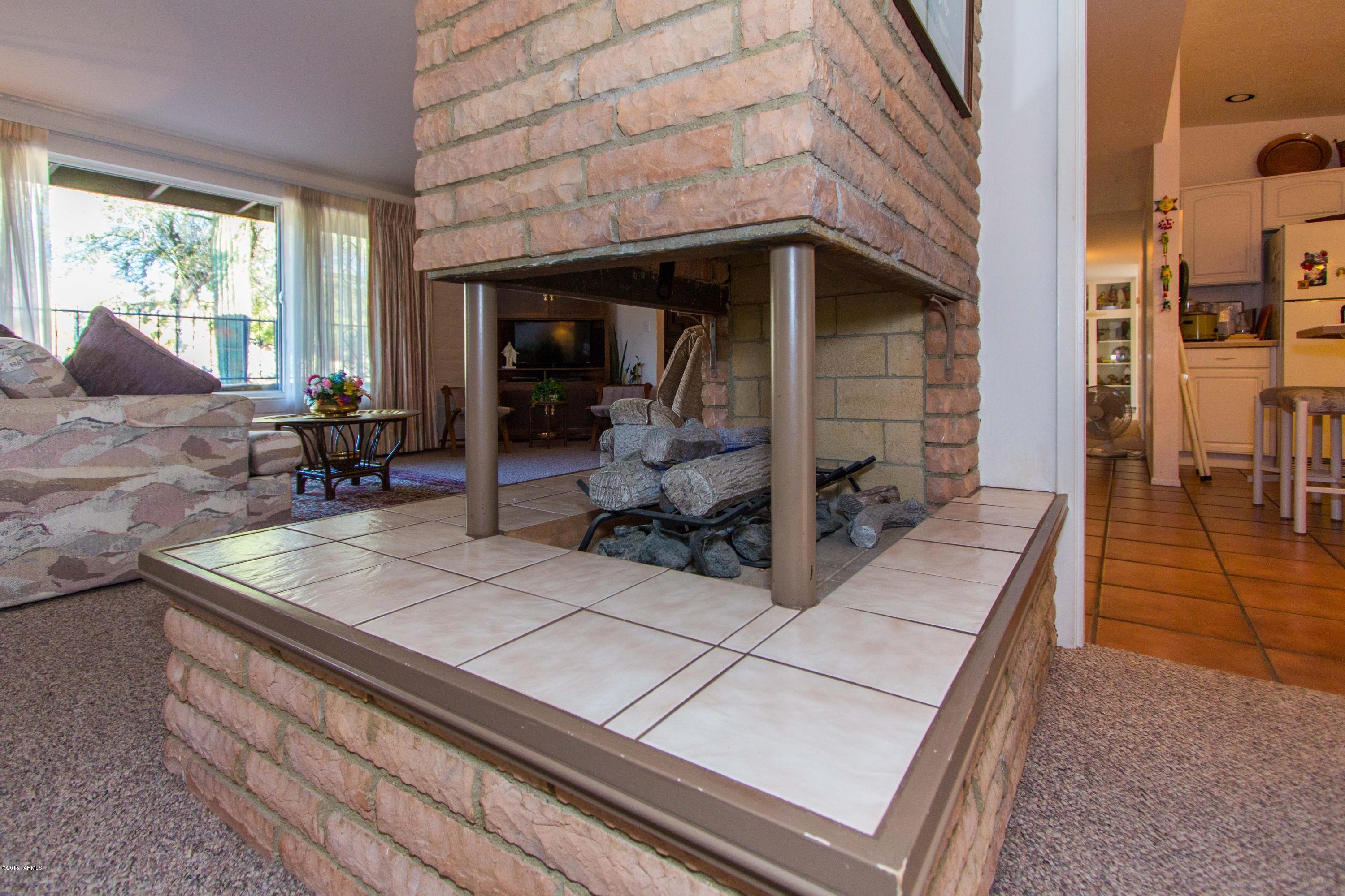 Casas Adobes Estates NO. 3-A - Residential