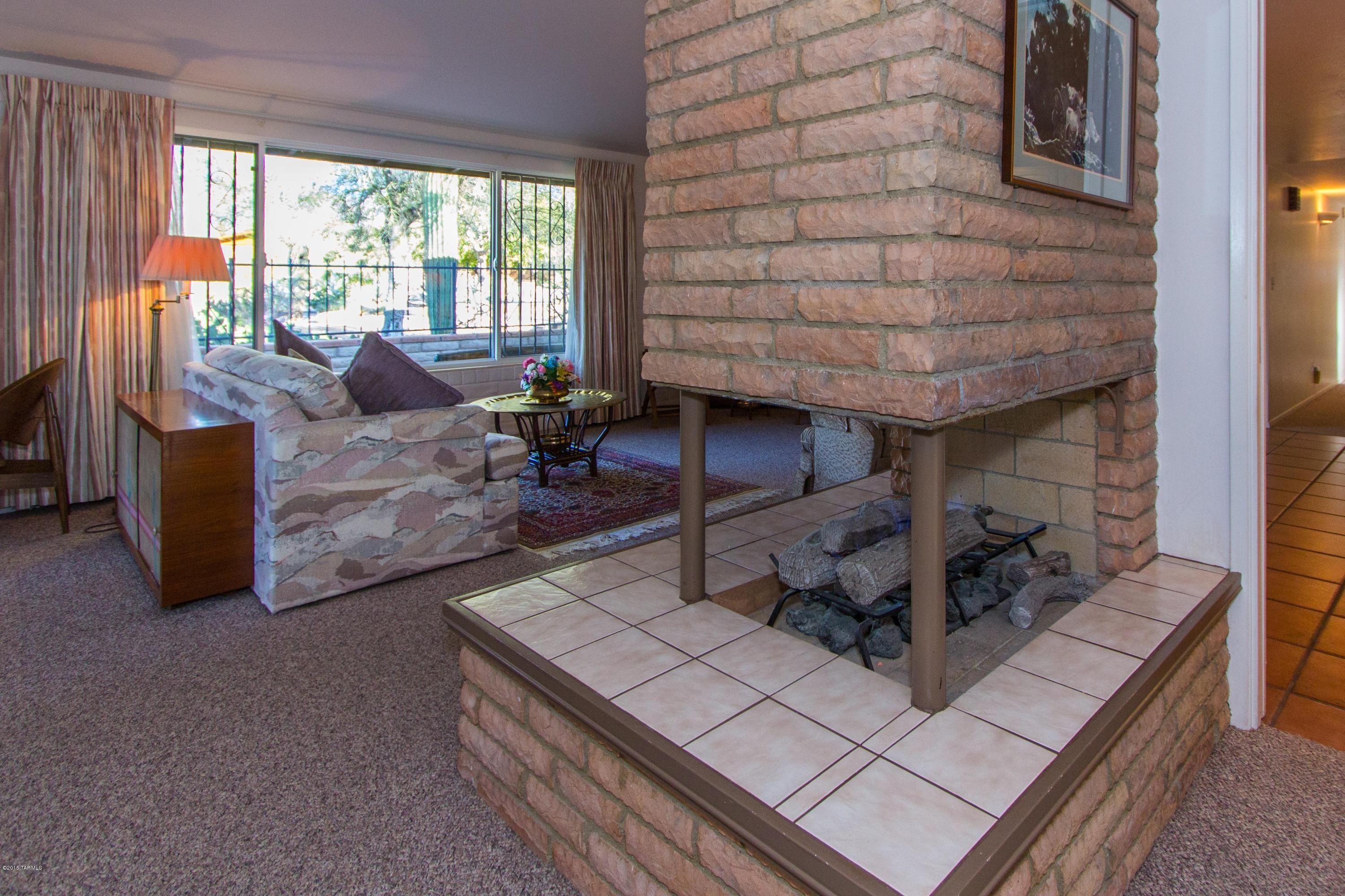 Casas Adobes Estates NO. 3-A - Residential
