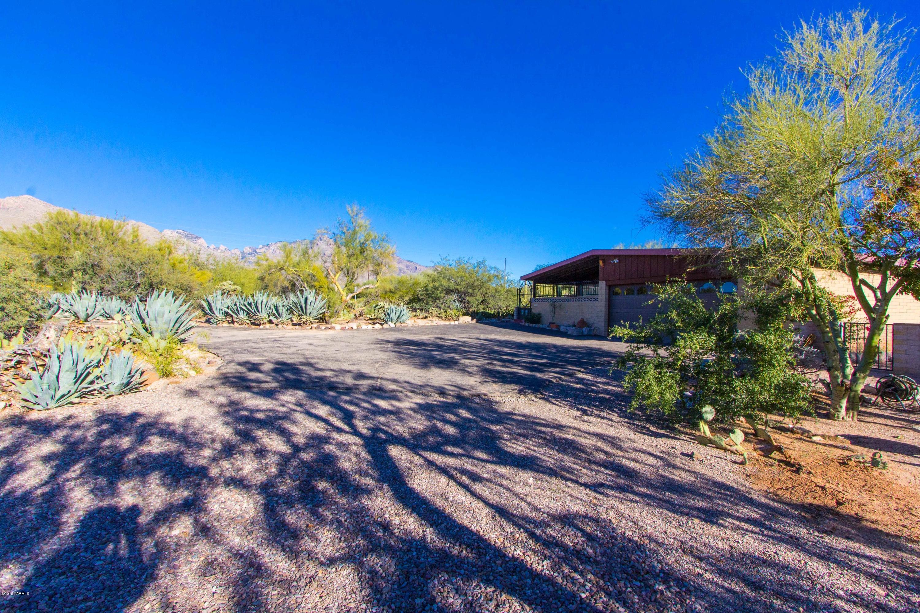 Casas Adobes Estates NO. 3-A - Residential