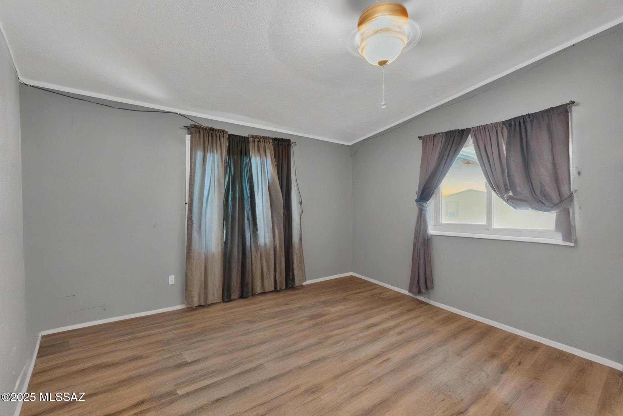 Country Club Terrace (1-108) - Residential