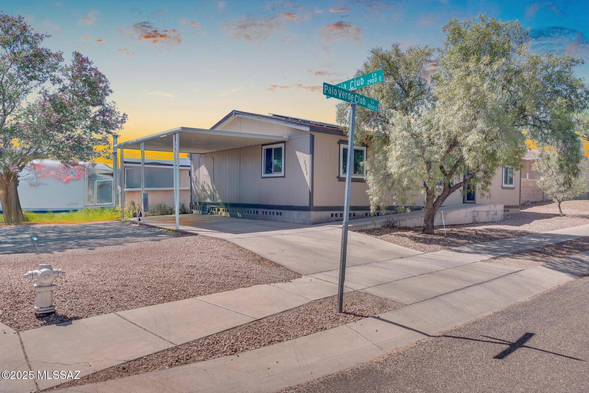 Country Club Terrace (1-108) - Residential