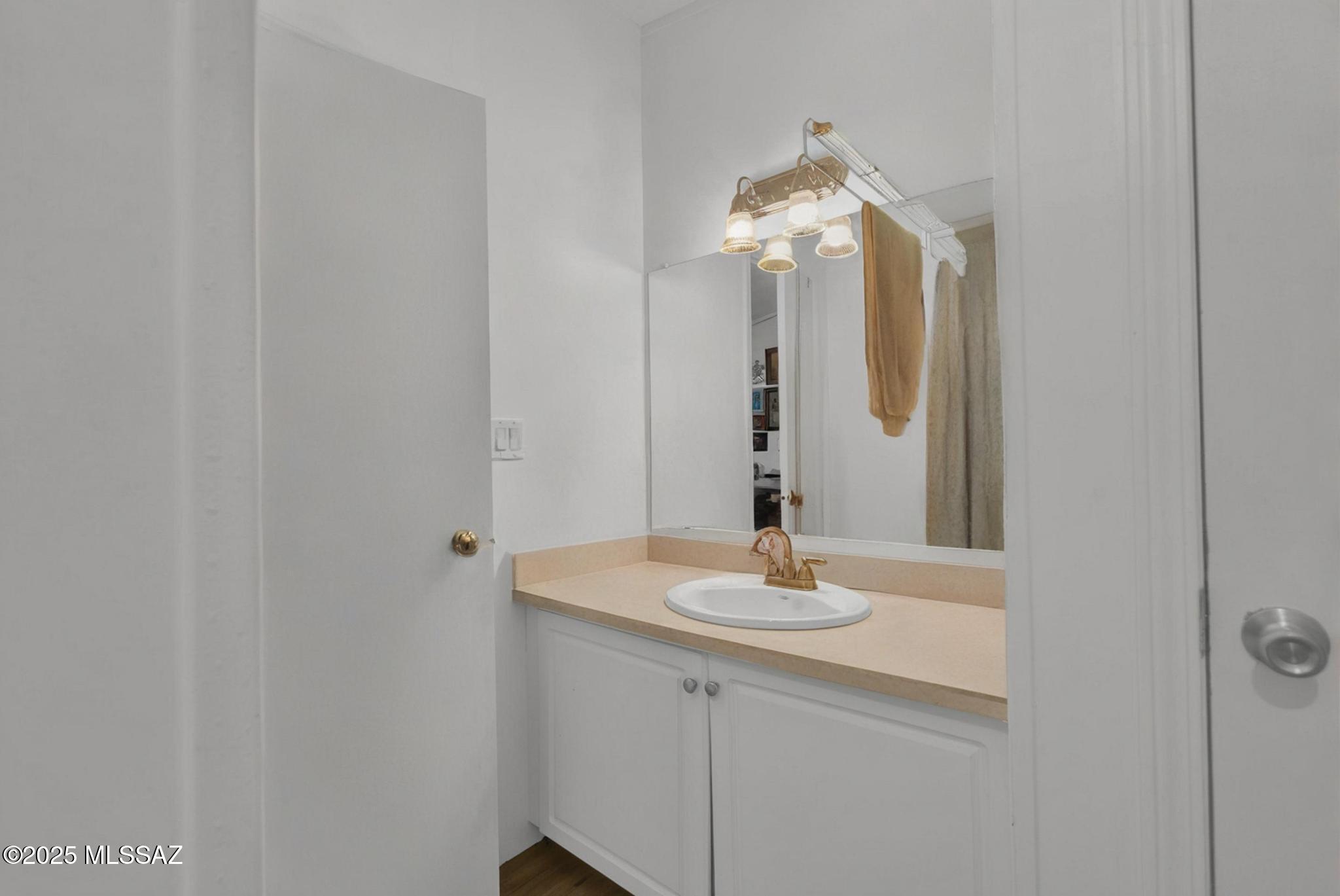 Country Club Terrace (1-108) - Residential