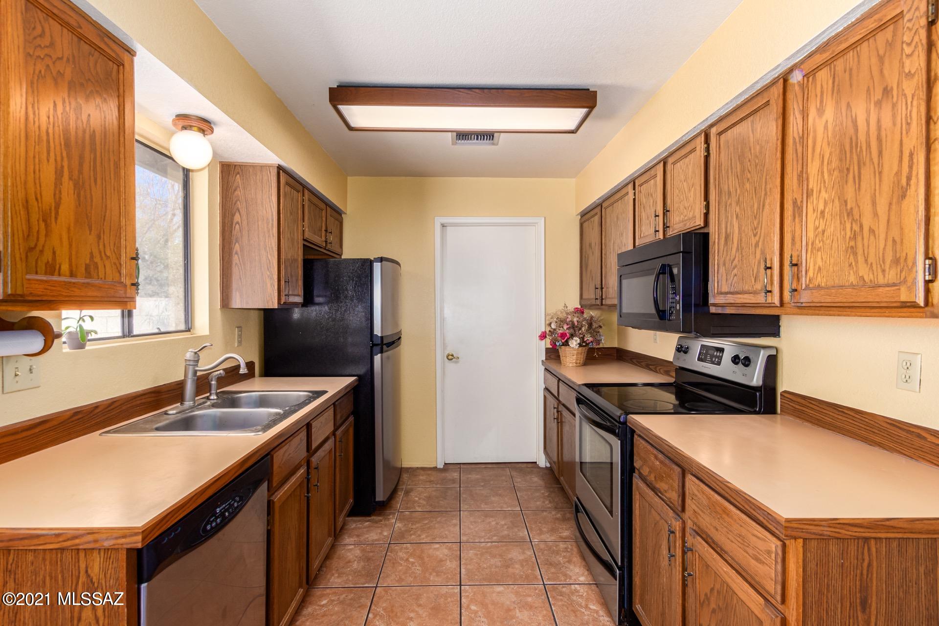 Maguire Place (1-19) - Residential