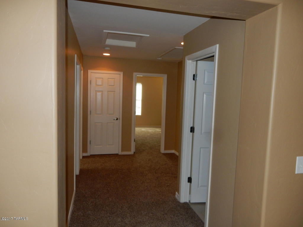 Mariposa Trail - Residential Lease
