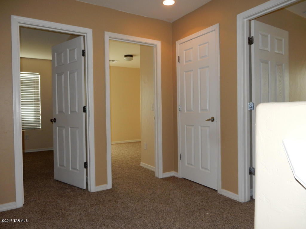 Mariposa Trail - Residential Lease