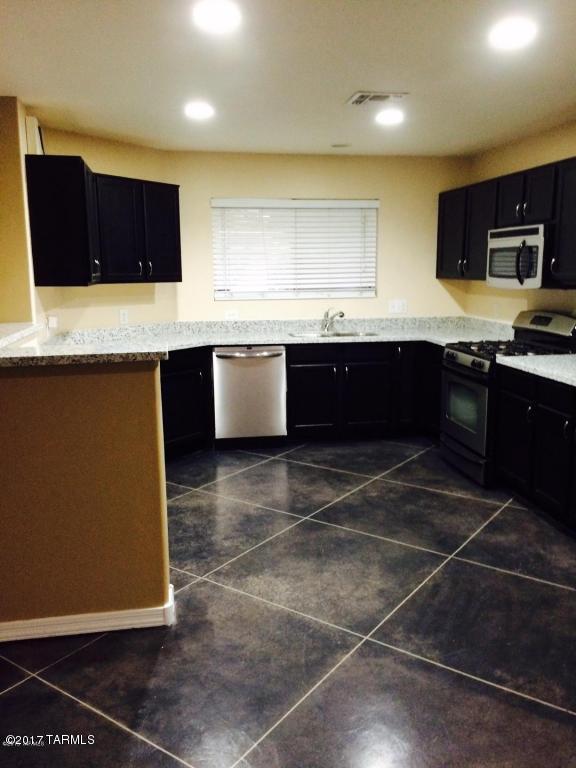 Mariposa Trail - Residential Lease