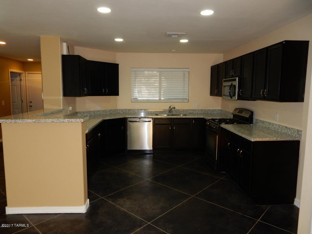 Mariposa Trail - Residential Lease