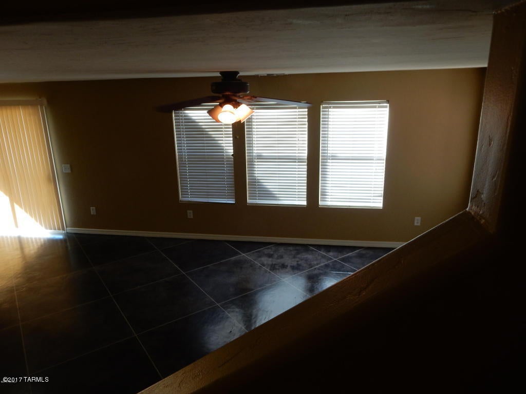 Mariposa Trail - Residential Lease
