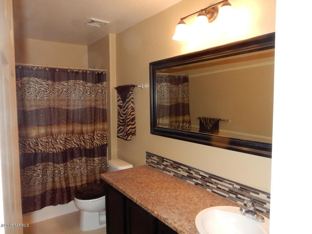 Mariposa Trail - Residential Lease