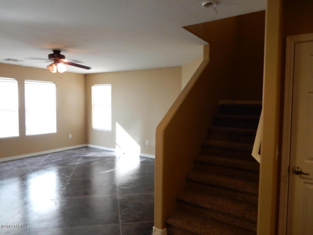 Mariposa Trail - Residential Lease