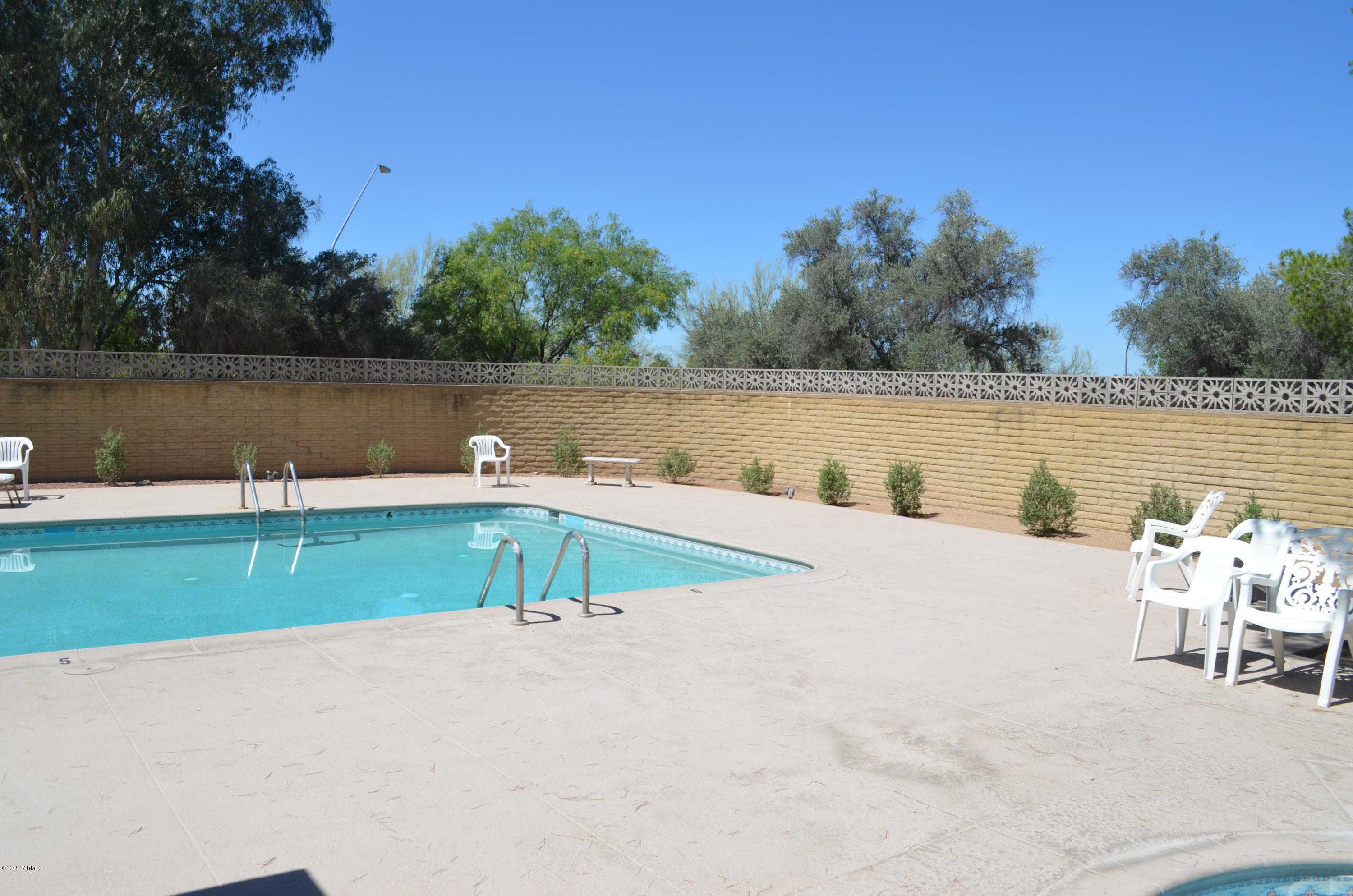 Rolling Meadows Condominiums - Residential