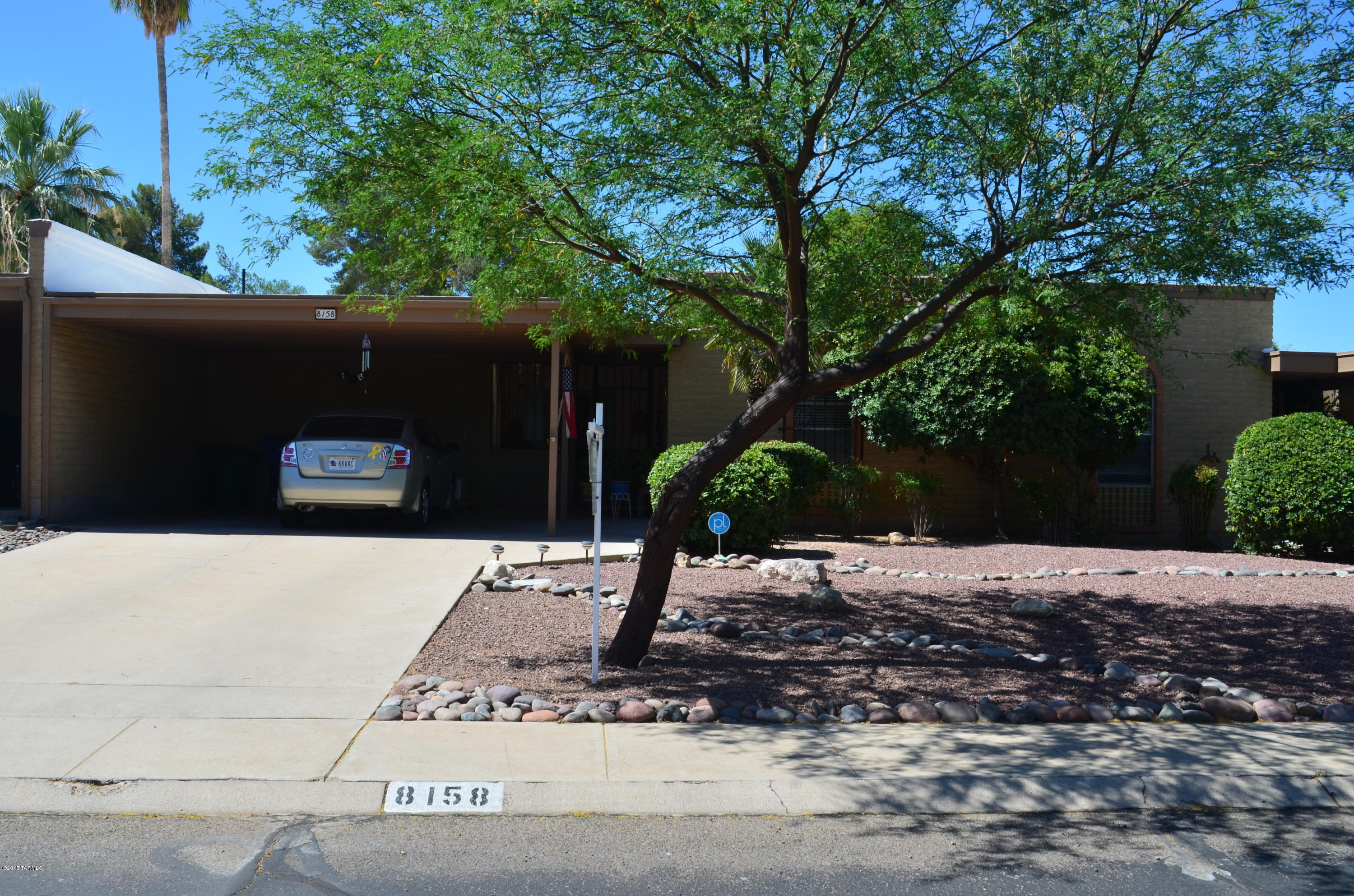This is a very nice unit located near the pool area. Enjoy the walking trails thru out the area..good parking as well. Near shopping, dining, and medical. Great front entry area, nice tile floors and wood laminated in great room , carpet in the bedrooms. Large kitchen , Nice gas fireplace in the great room.......One of the bedrooms is split to the front making this a great office or craft room, maybe a den. Easy care back yard patio area some covered/  
HOA includes, trash, water and front yard maintenance.  Property to sell'' as is.''