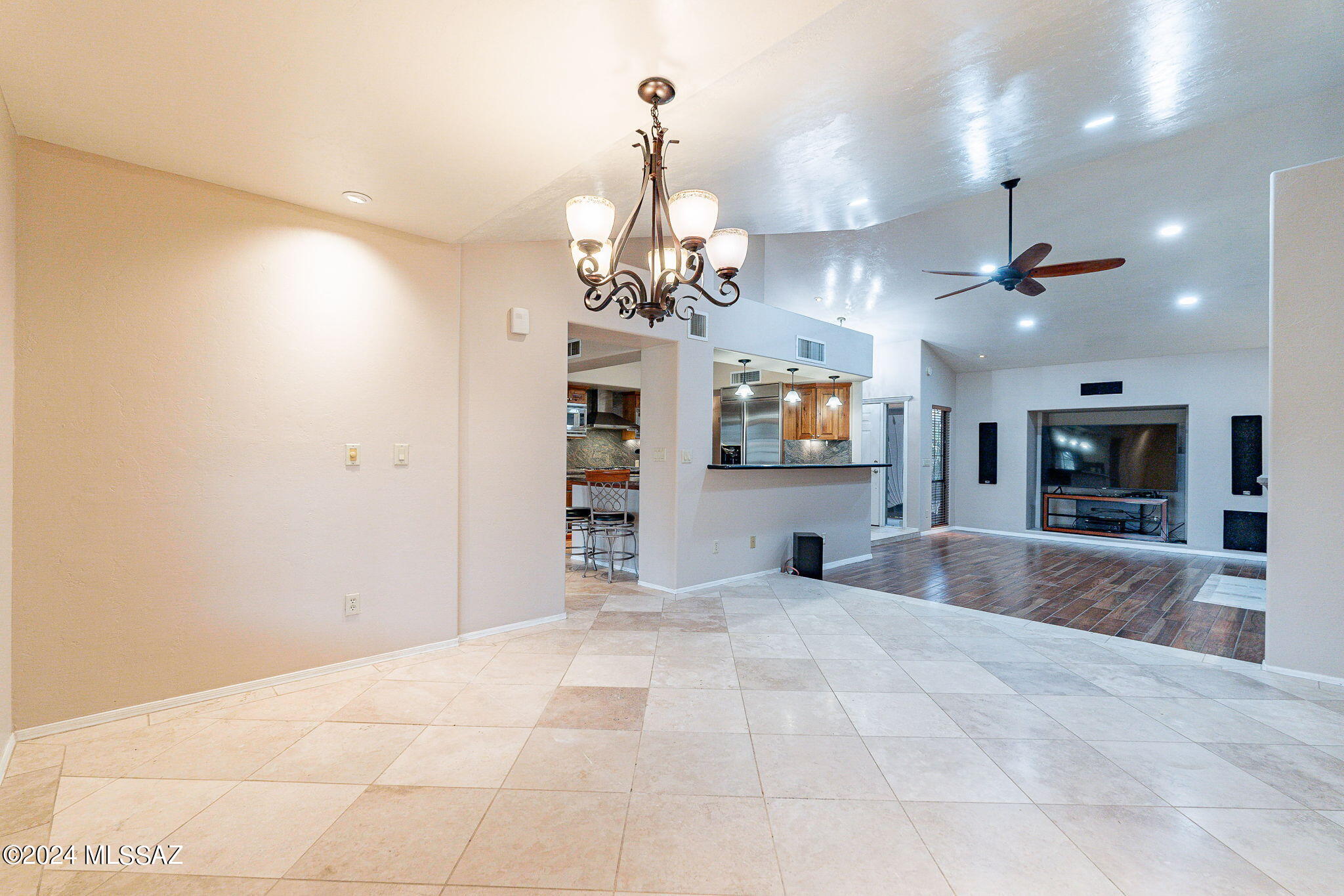 Las Colinas Encantadas (1-5) - Residential