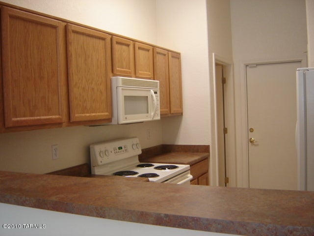 Rillito At La Cholla (1-133) - Residential Lease