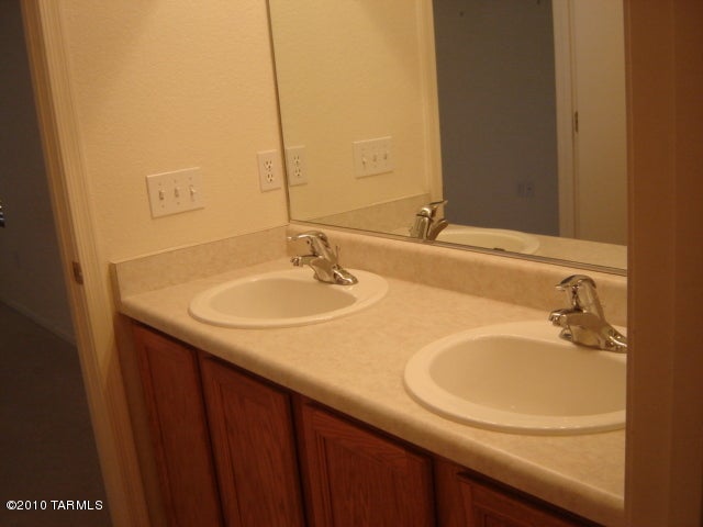 Rillito At La Cholla (1-133) - Residential Lease