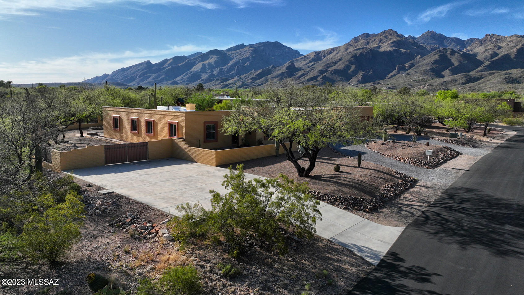 Sabino Town And Country Estates (1-77) - Residential