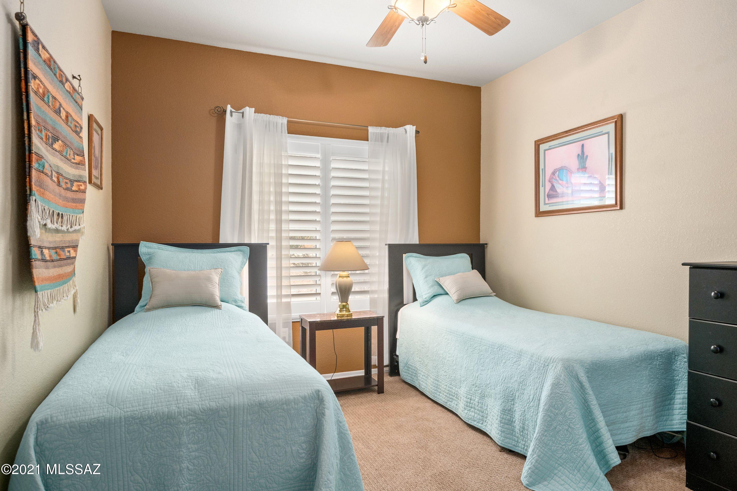 Pinnacle Canyon Condominium - Residential