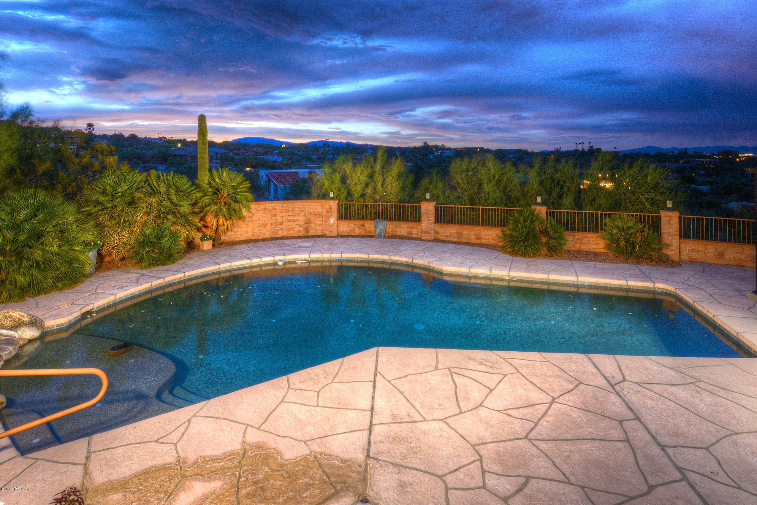 Catalina Foothills Crest Estates - Residential