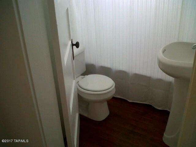 Unsubdivided - Residential Lease