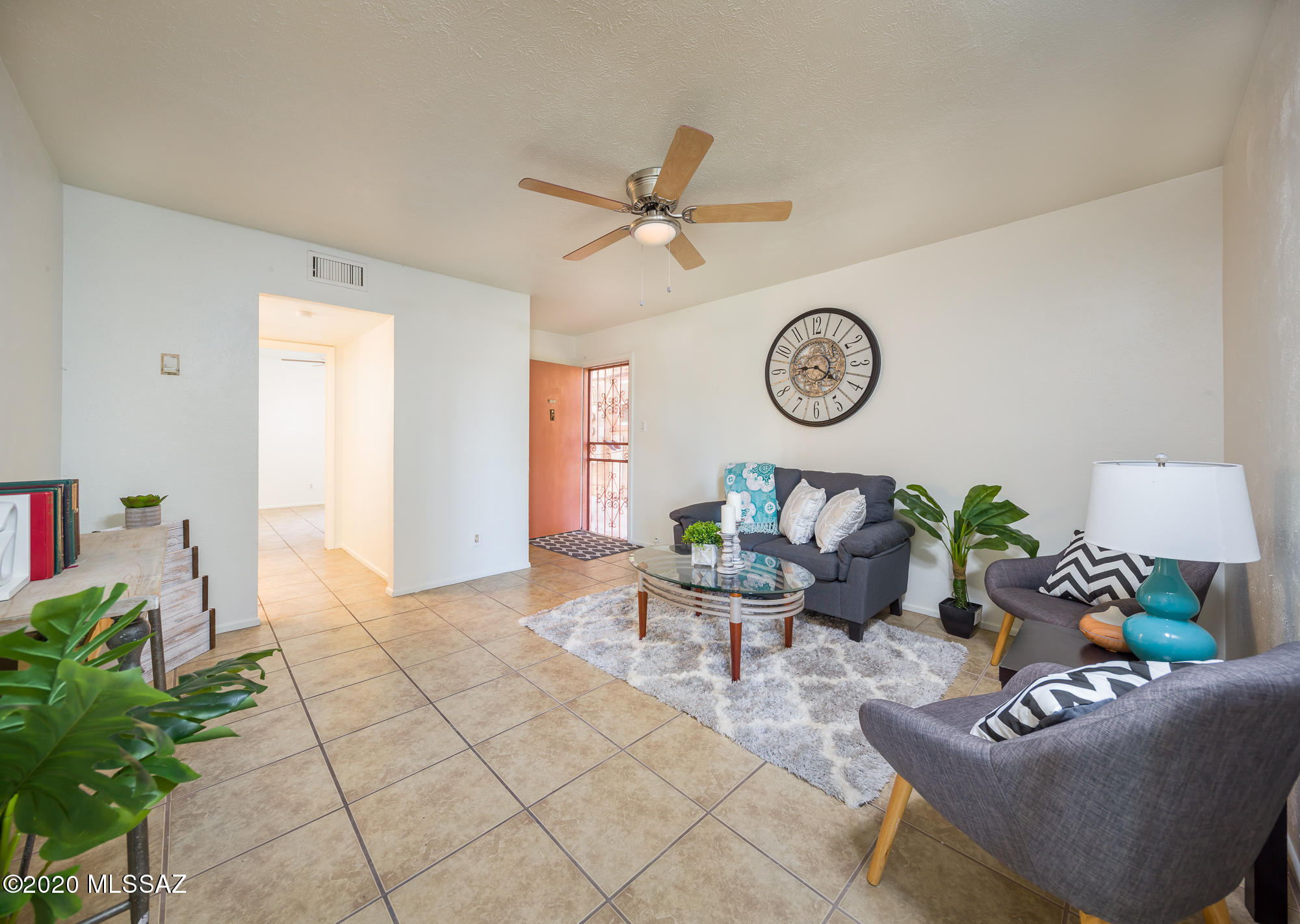 Las Colinas Condominiums - Residential