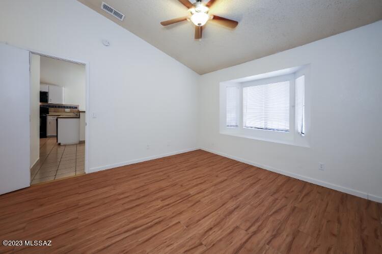 Reddington Hills (1-137) - Residential Lease