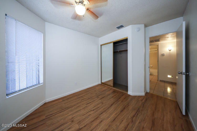 Reddington Hills (1-137) - Residential Lease