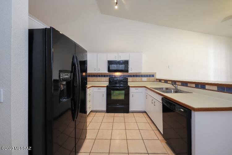 Reddington Hills (1-137) - Residential Lease