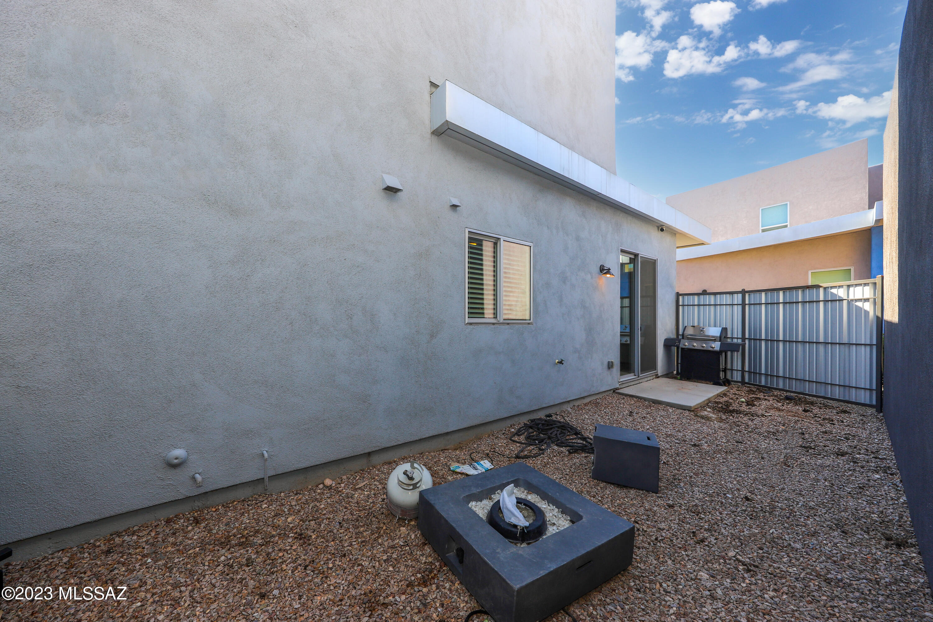 Park Modern SQ20171350679 - Residential