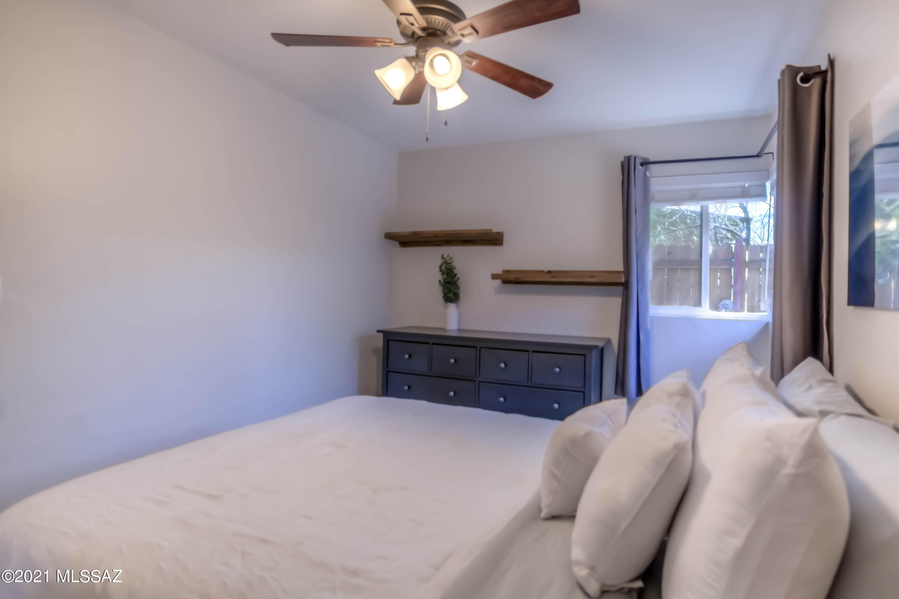 El Cortez Heights - Residential