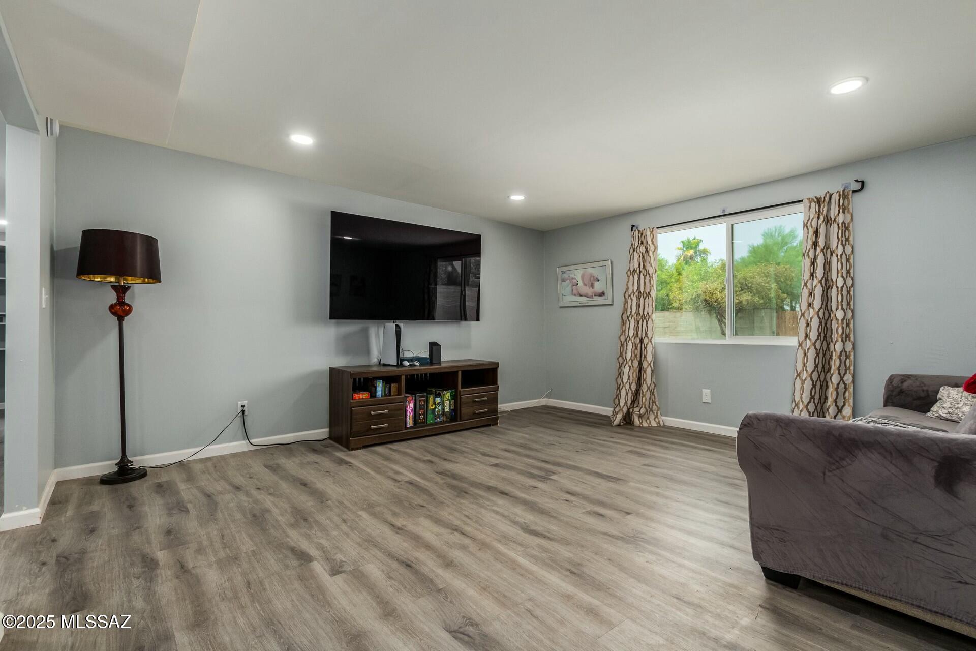 Braewood Terrace (108-182) - Residential