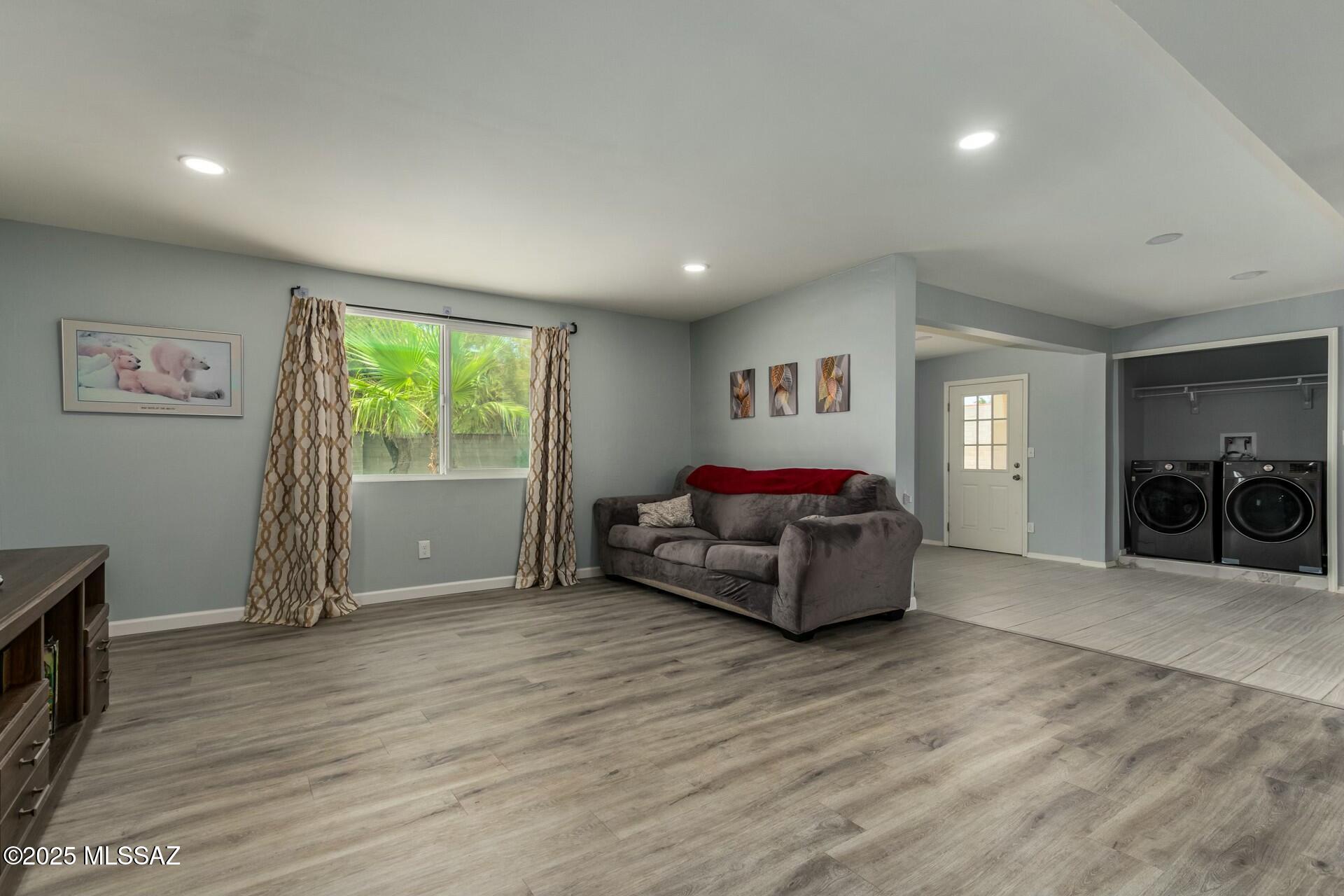 Braewood Terrace (108-182) - Residential