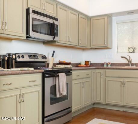 Tucson North Townhome Apts. - Residential Income