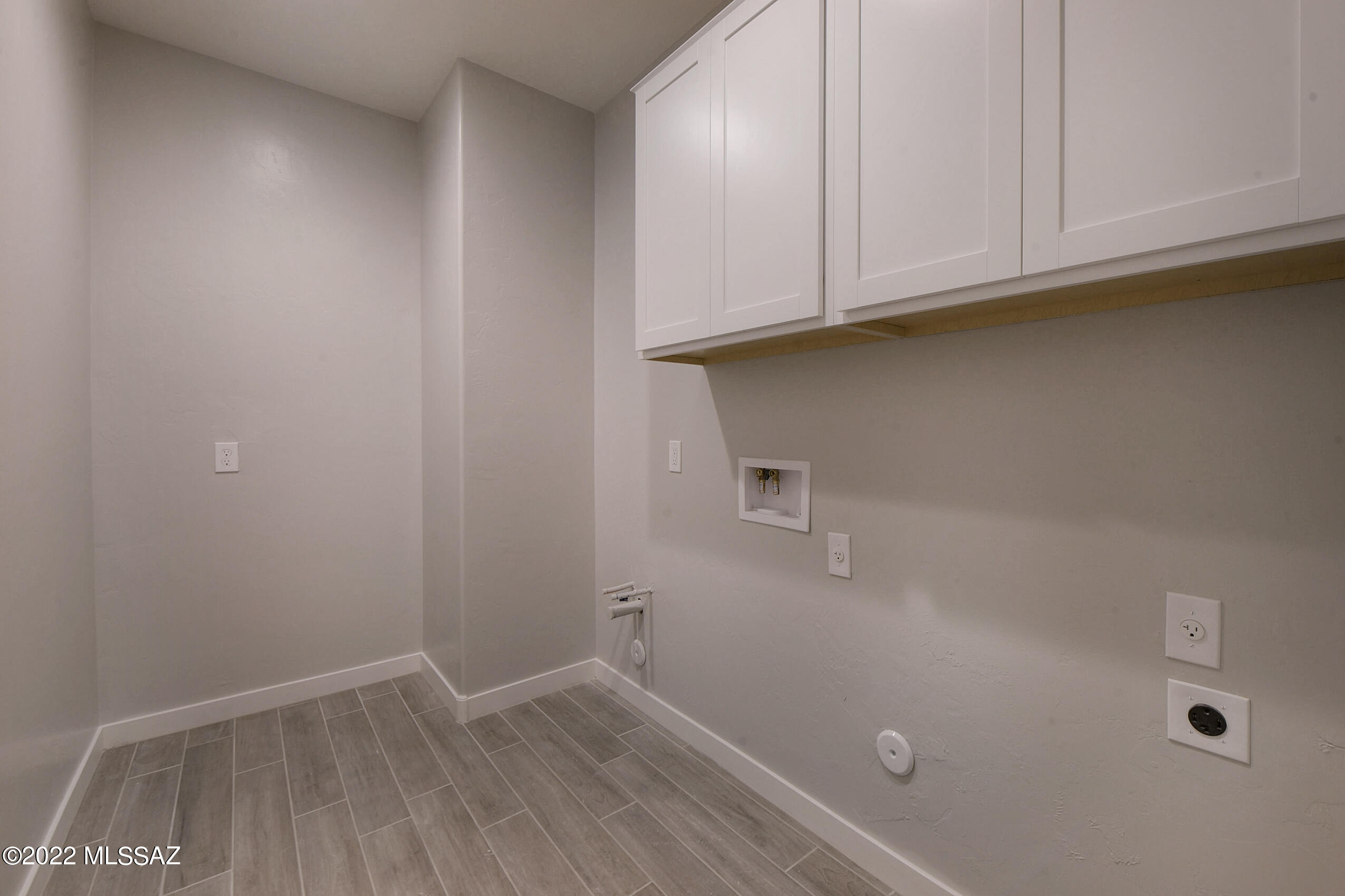 Villages At Silverhawke Phase 1 - Residential Lease