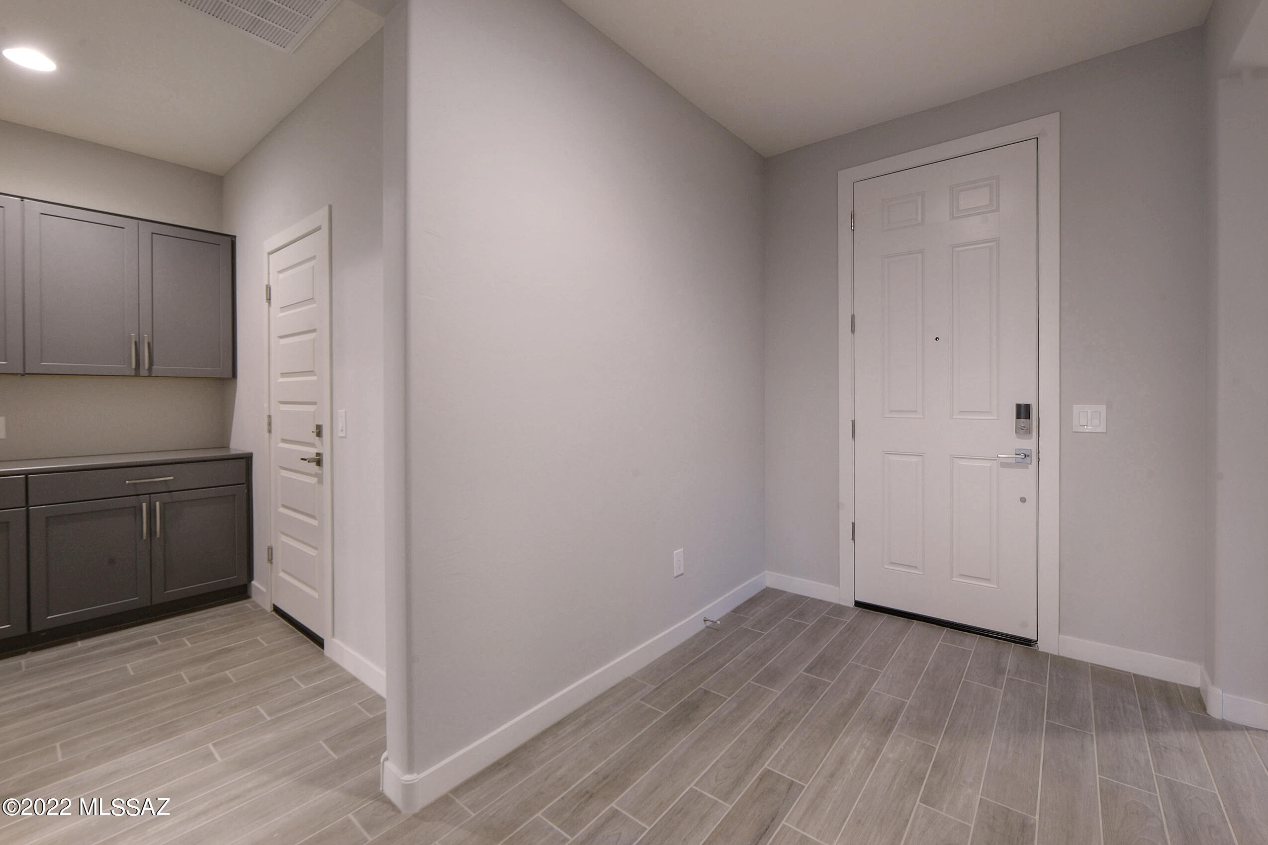 Villages At Silverhawke Phase 1 - Residential Lease