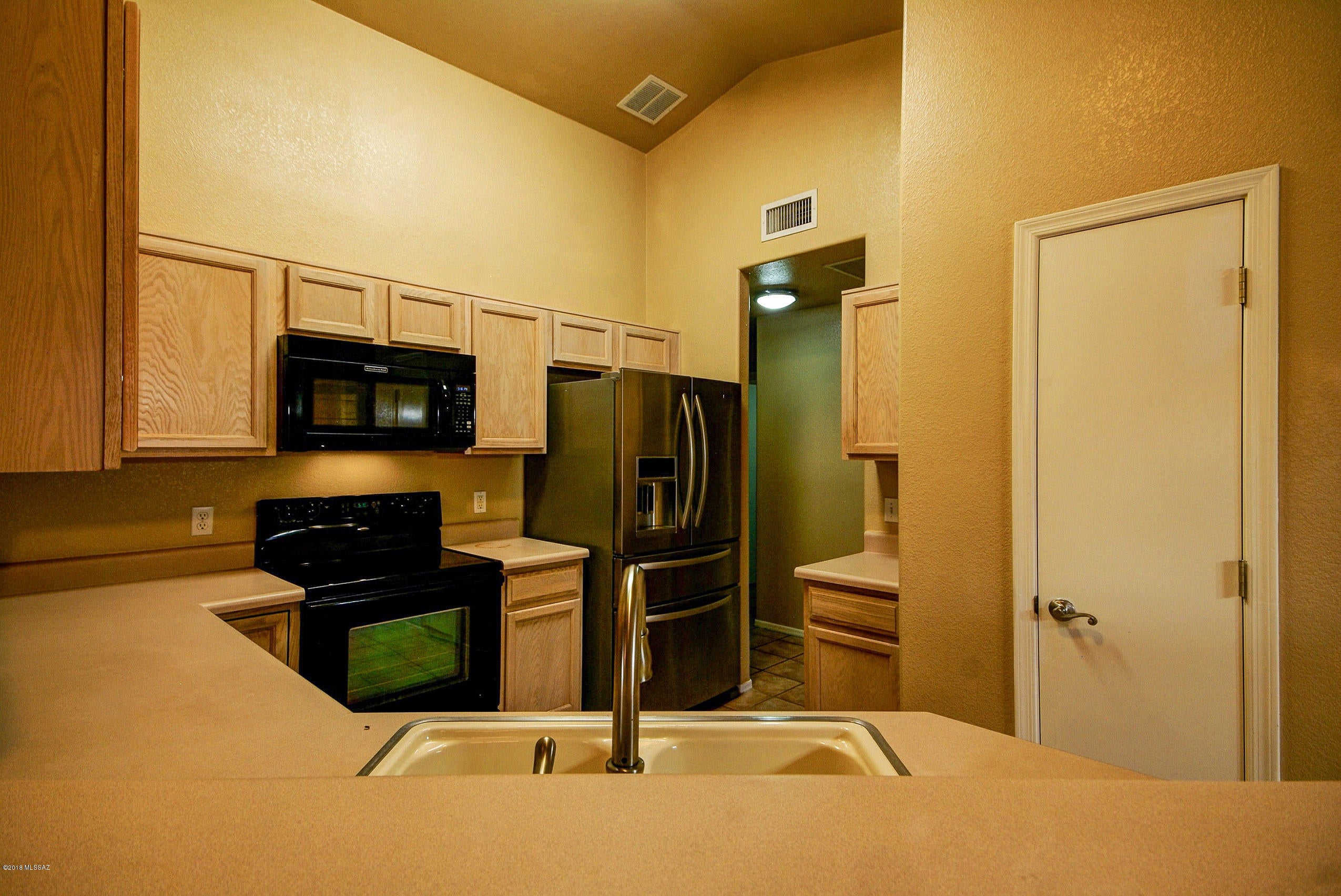 Rancho Vistoso Neighborhood 2 Ph2 (163-180, 221-244, 262-318) - Residential Lease
