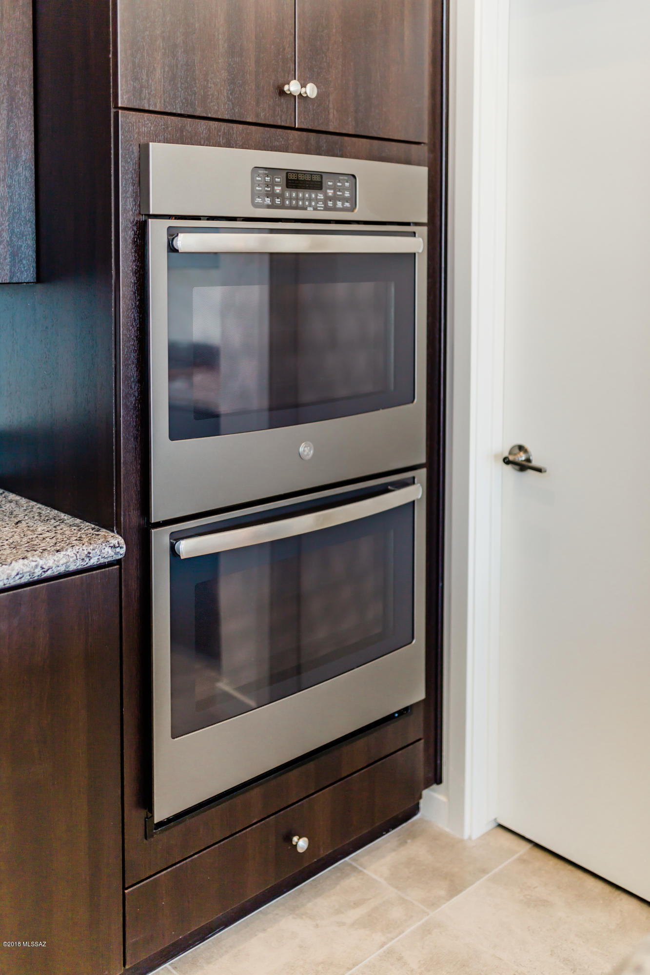 Elementary Place SQ20163230723 - Residential