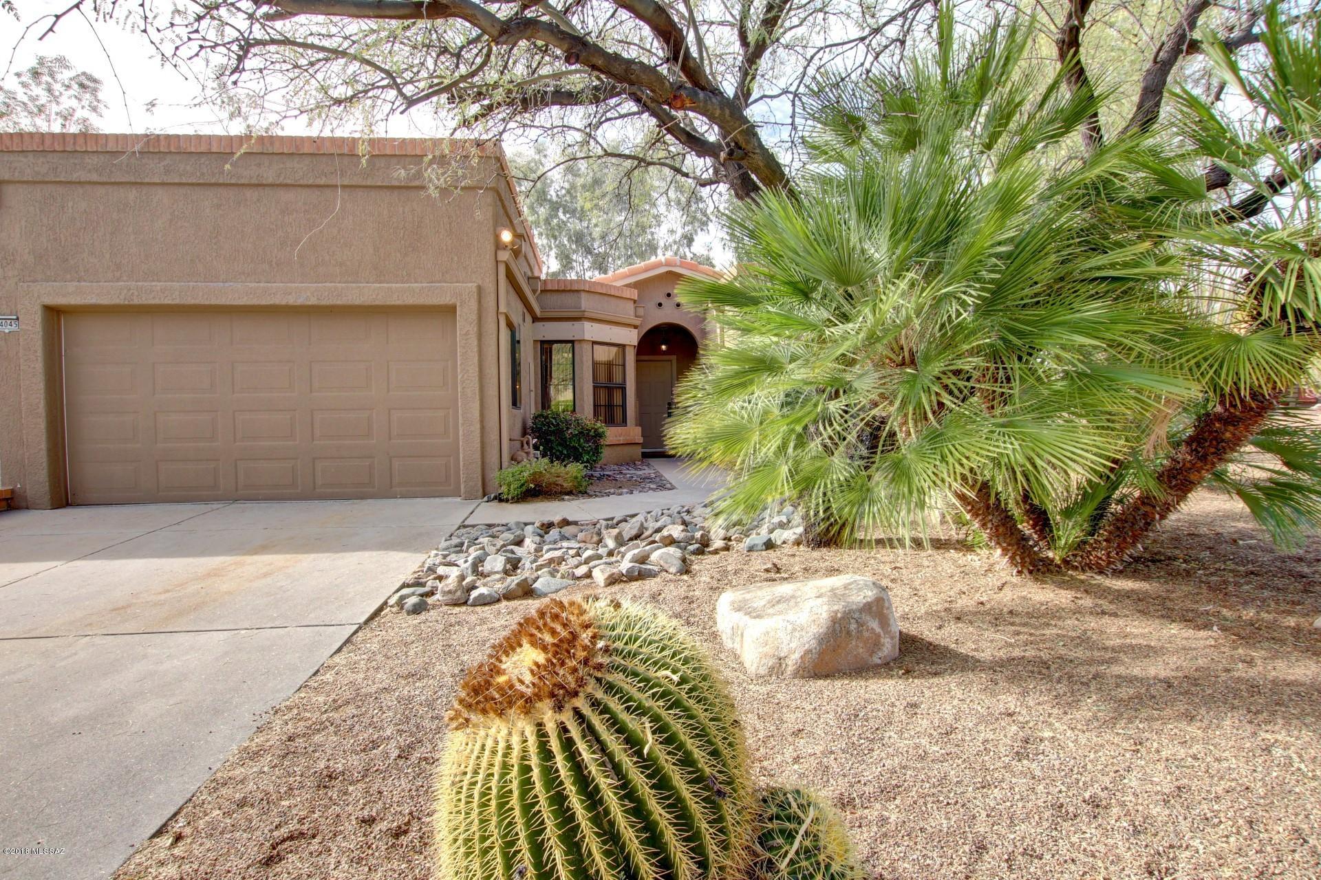 NEW CARPET! NEW EXTERIOR PAINT! RENEWED LANDSCAPE! NEW ROOF 2015 with a transferable warranty! Light and bright! This cute lil 2-bedroom Townhome has Corian Counters * Tile Flooring * Oak Cabinets * Smooth top cooktop * The Property line is way beyond the brick patio enclosure; borders the wash brick wall. Add pavers for Mountain Viewing area. This home is not in the townhome HOA area. Only 1 HOA not 2 -savings of $140/month and equates to approx $23k in buying power of financing. Perfect for snow birds, retirees, active adult living! Sun City is known for outstanding golf and a vibrant social calendar plus tennis, pickleball, swimming, arts, crafts, countless clubs & resident activities. 3 rec centers, sports, activities and fitness center and so much more!