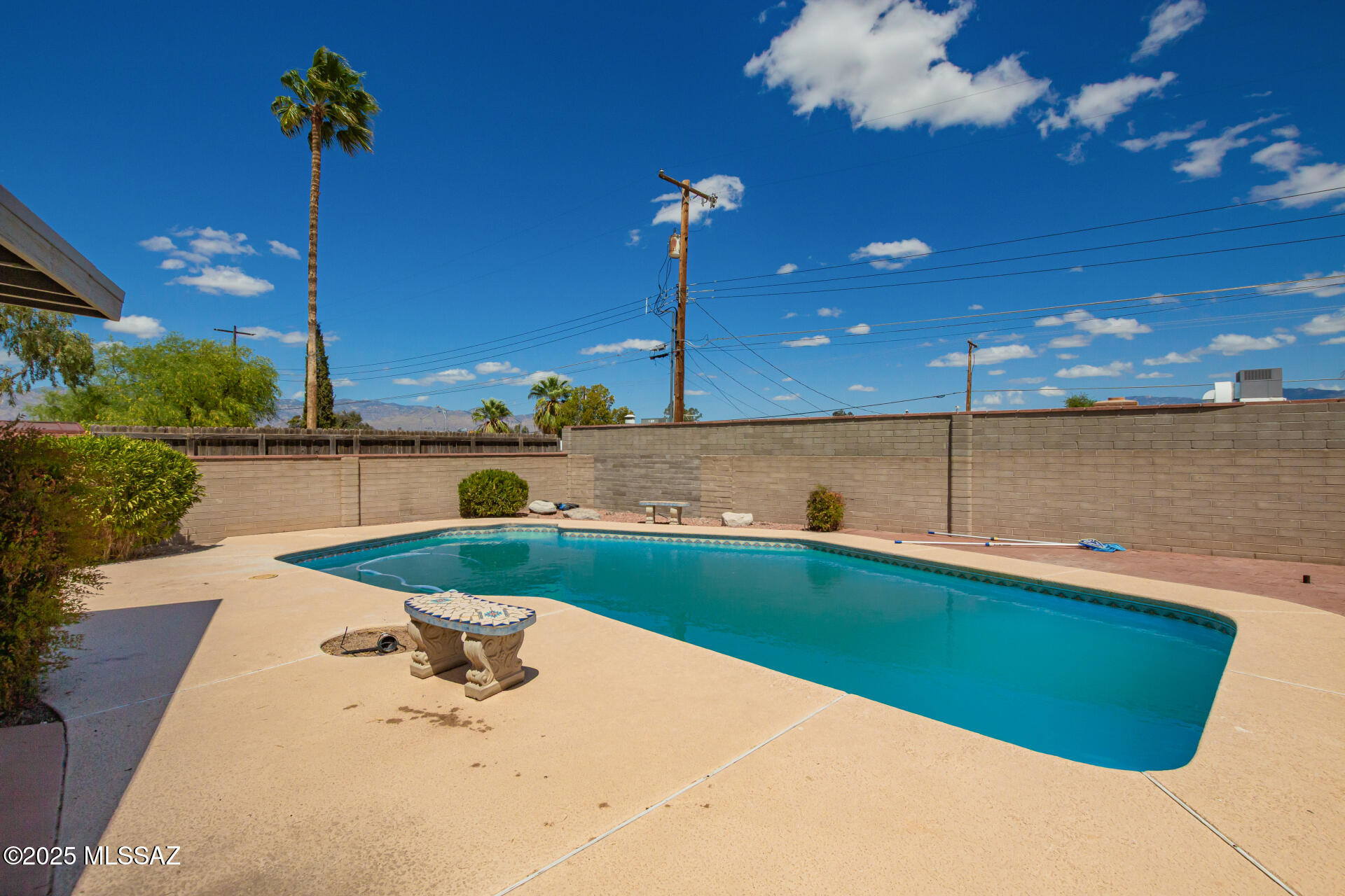 Longview Estates (194-470) - Residential